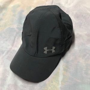 Gently Used Women’s Under Armor gray hat